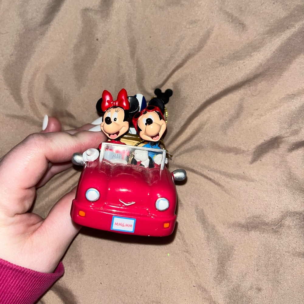 Mickey & Minnie Mouse Car Bobble Head RARE Convertible Beach Ornament